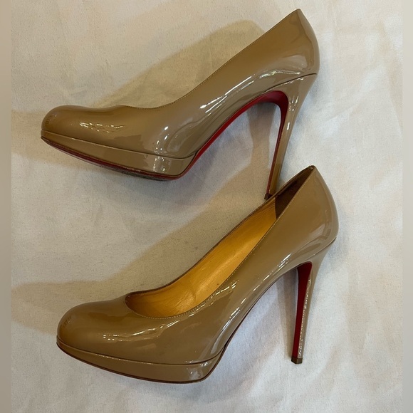 CHRISTIAN LOUBOUTIN 100% Authentic 120 Pump, Patent Leather, Size 39.5 - Picture 2 of 11